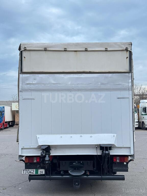 Mercedes Atego 818