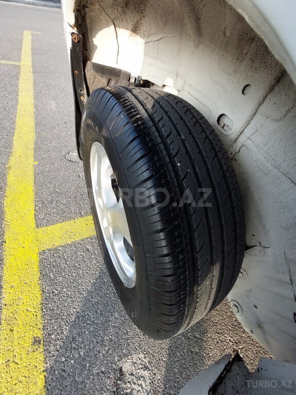 Mitsubishi Pajero io