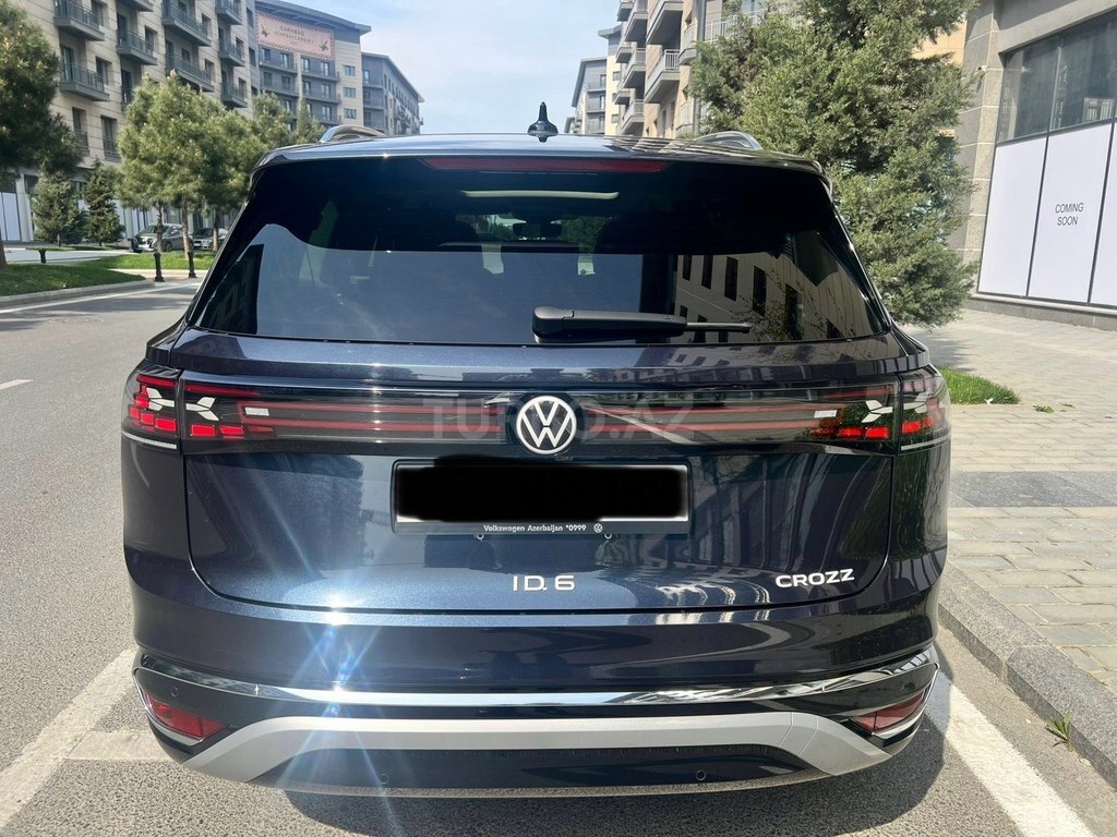 Volkswagen ID.6 Crozz