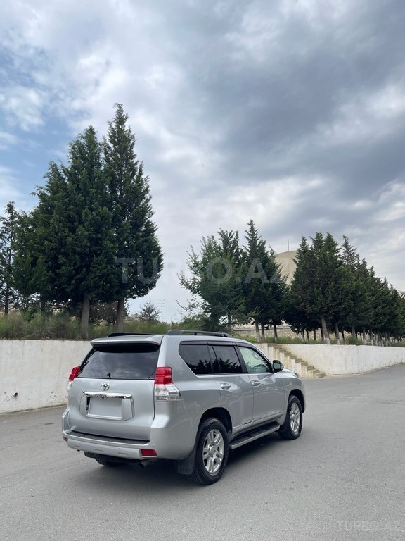 Toyota Land Cruiser Prado