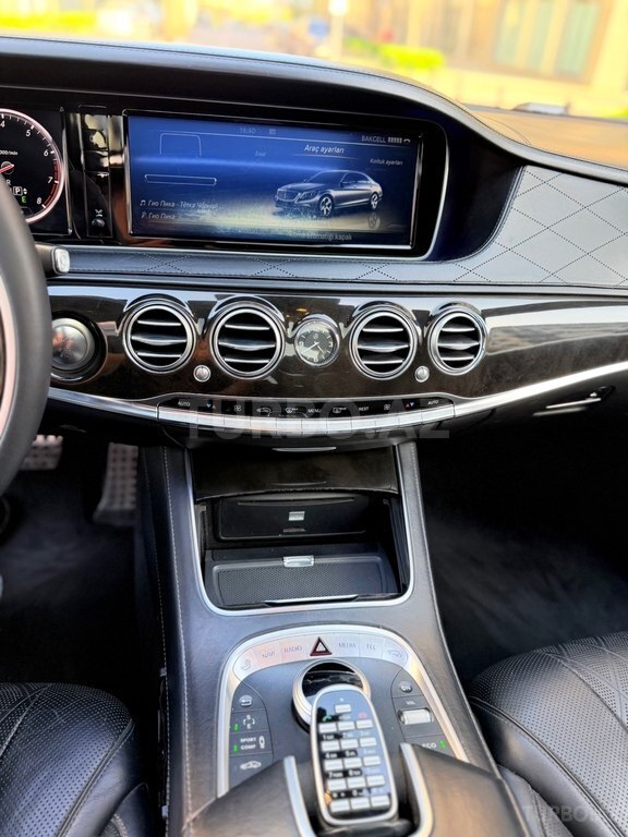 Mercedes S 500