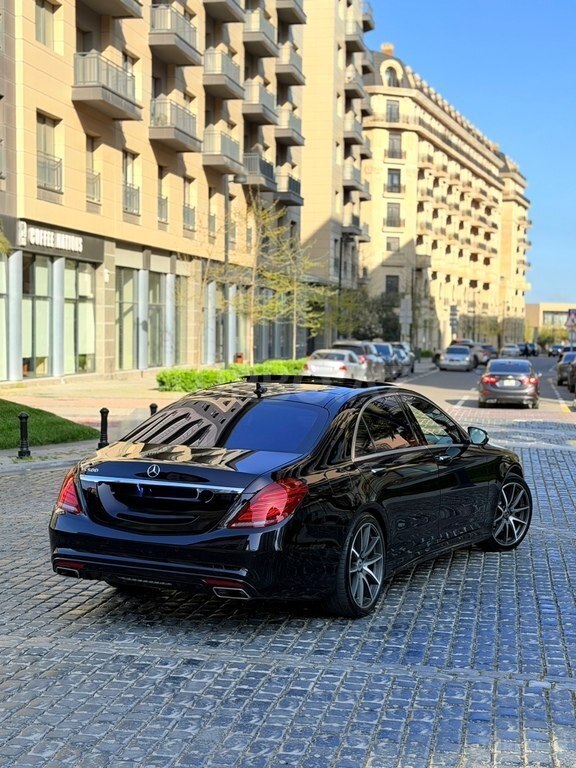 Mercedes S 500