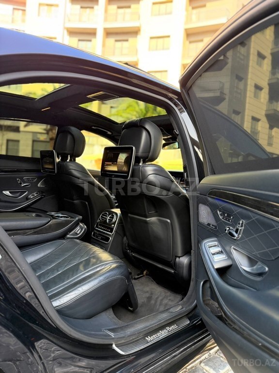 Mercedes S 500