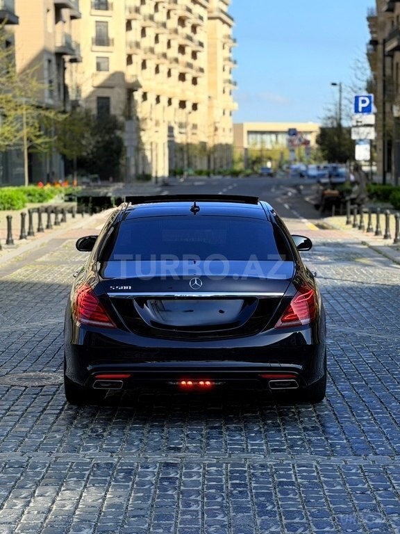 Mercedes S 500
