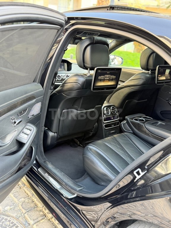 Mercedes S 500