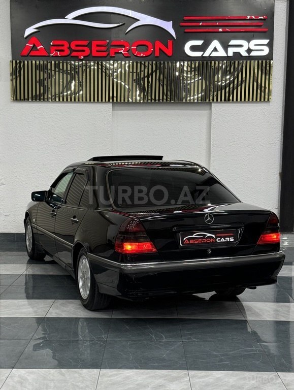 Mercedes C 240