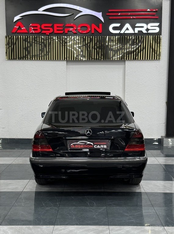 Mercedes C 240