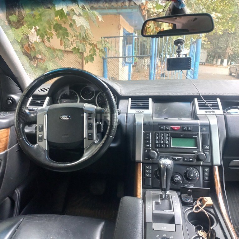 Land Rover RR Sport
