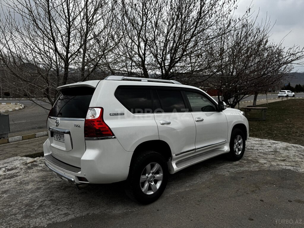 Toyota Land Cruiser Prado