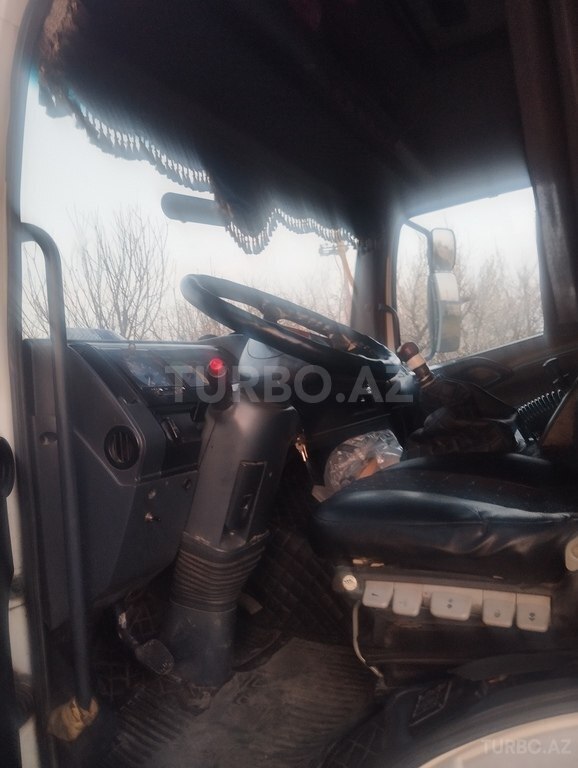 Mercedes Atego 1823