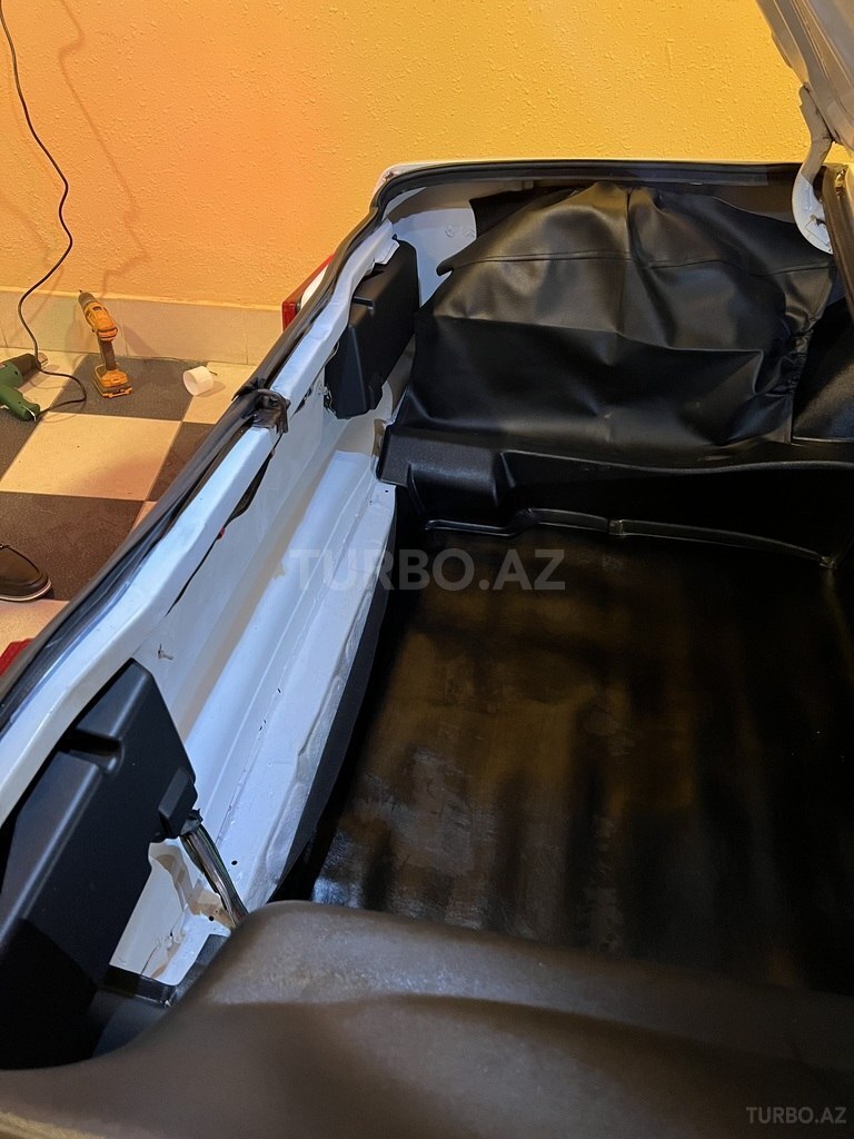 LADA (VAZ) 2107