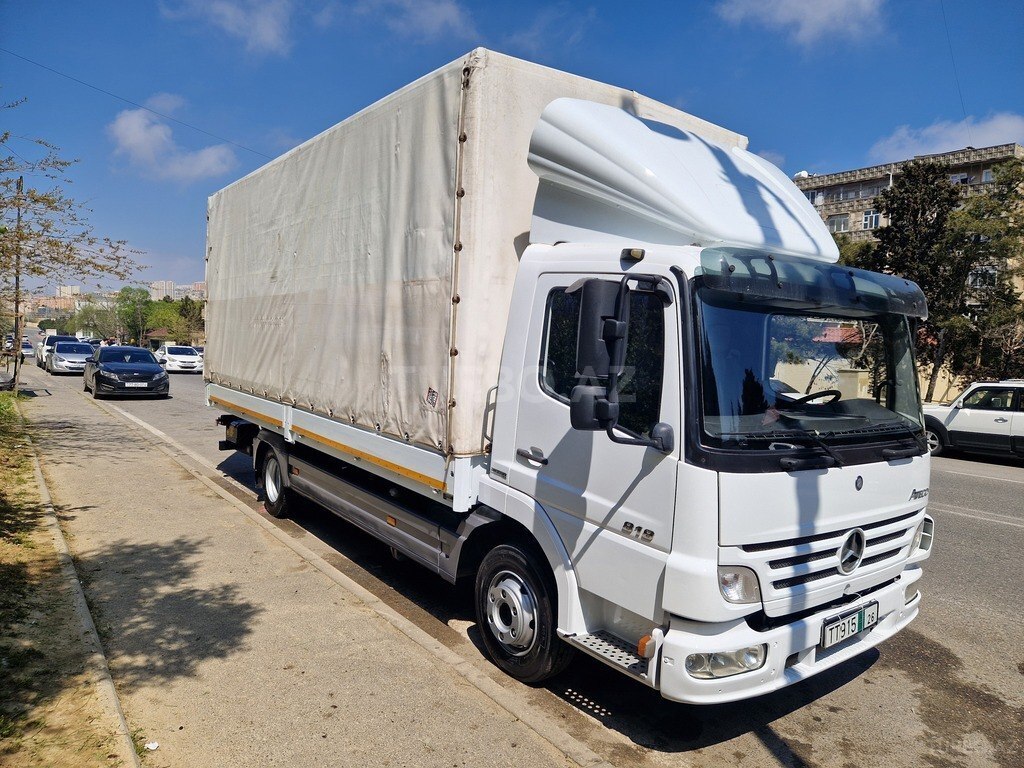 Mercedes Atego 818