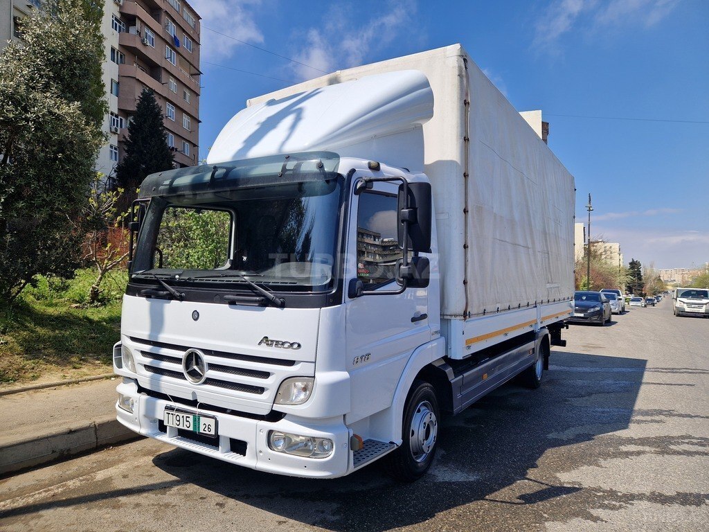 Mercedes Atego 818