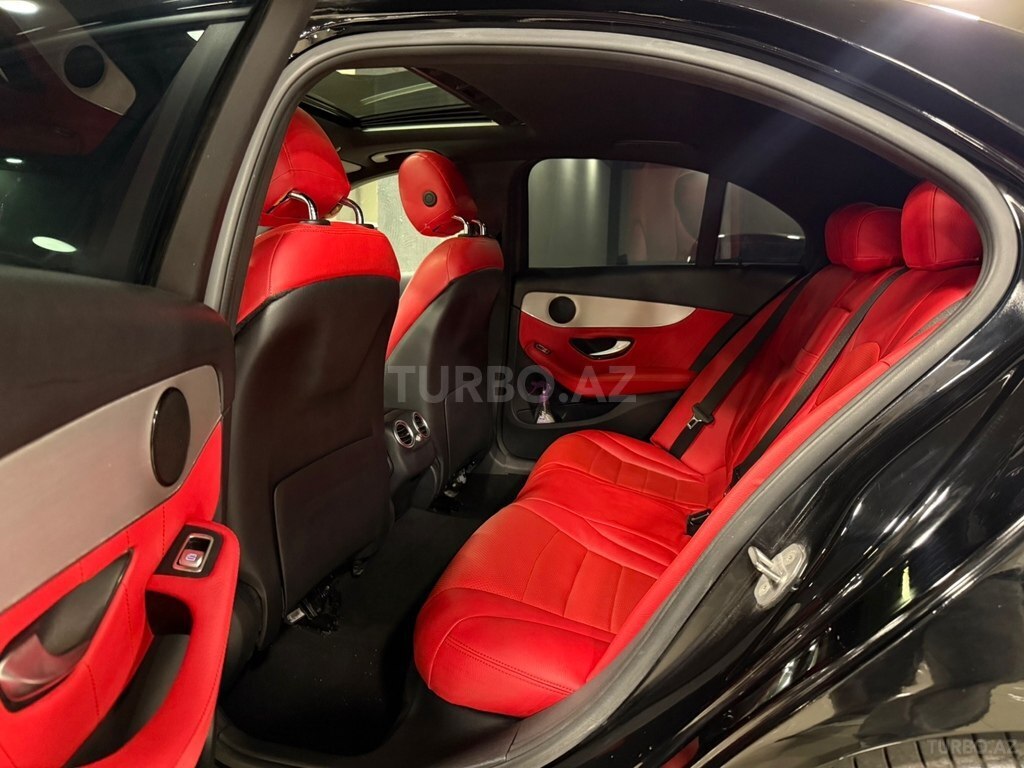 Mercedes C 300