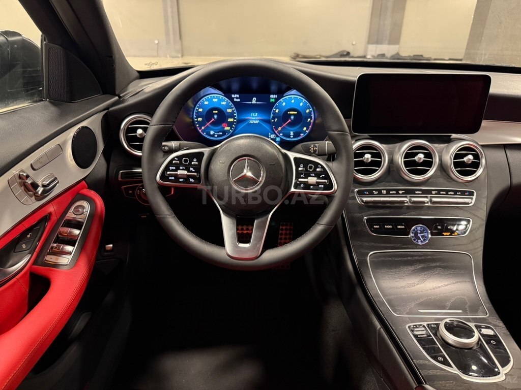 Mercedes C 300