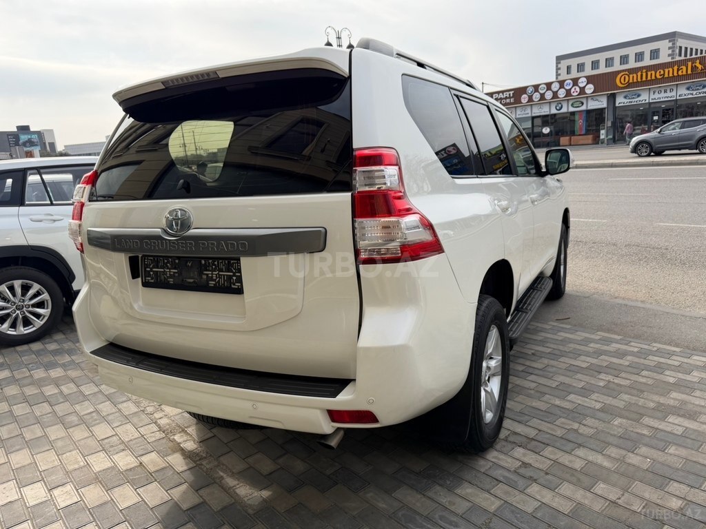 Toyota Land Cruiser Prado