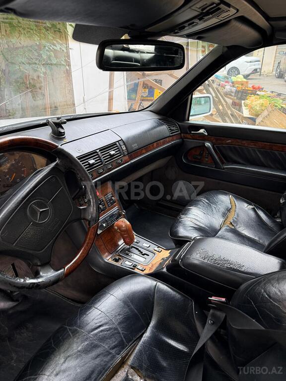 Mercedes S 320