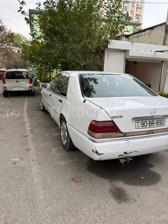 Mercedes S 320