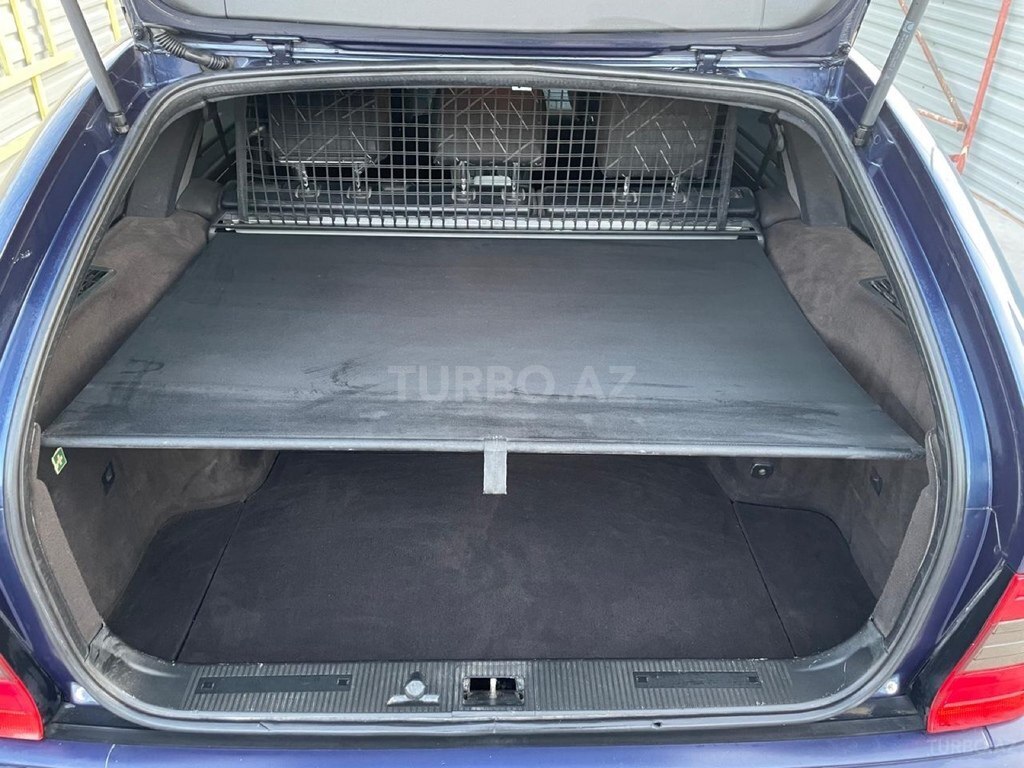 Mercedes C 230