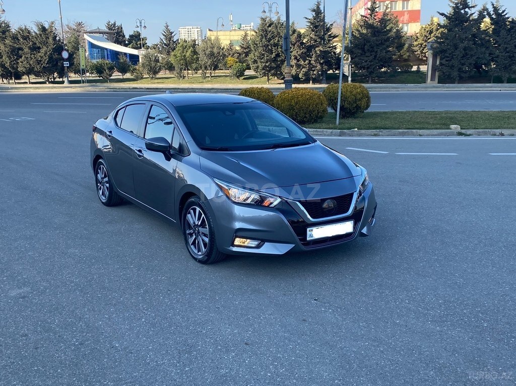 Nissan Versa