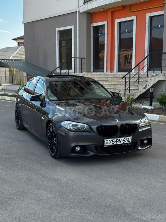 BMW 528