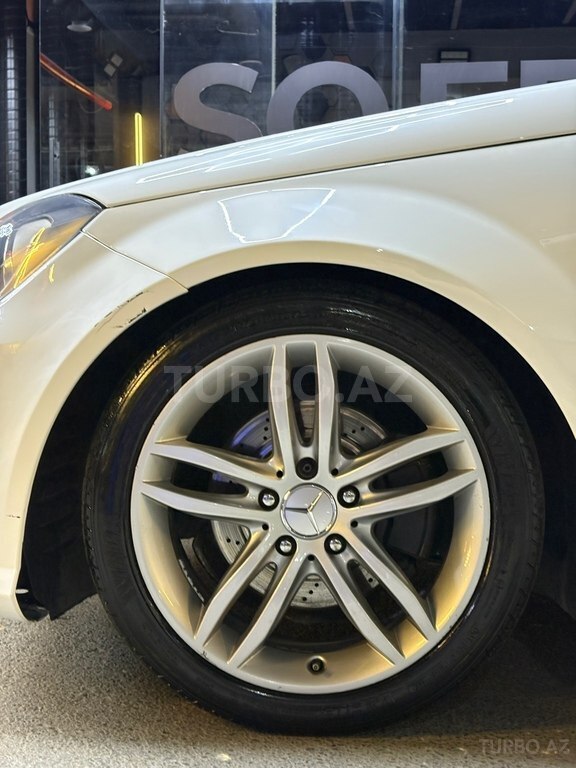 Mercedes C 250