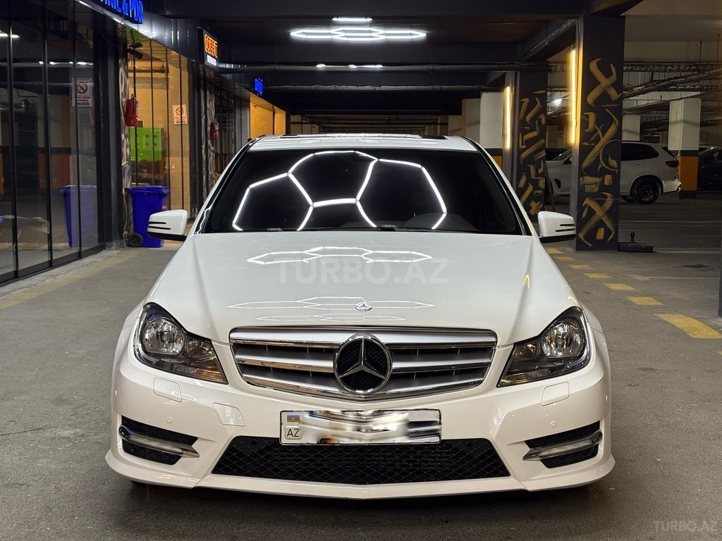 Mercedes C 250