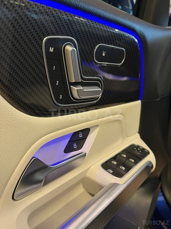 Mercedes GLB 250