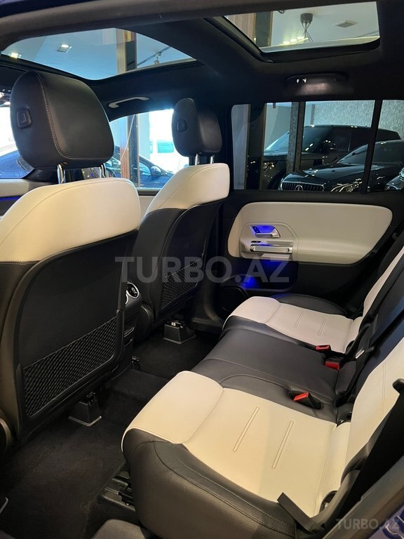 Mercedes GLB 250