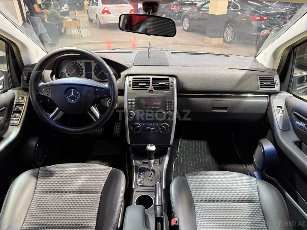 Mercedes B 170