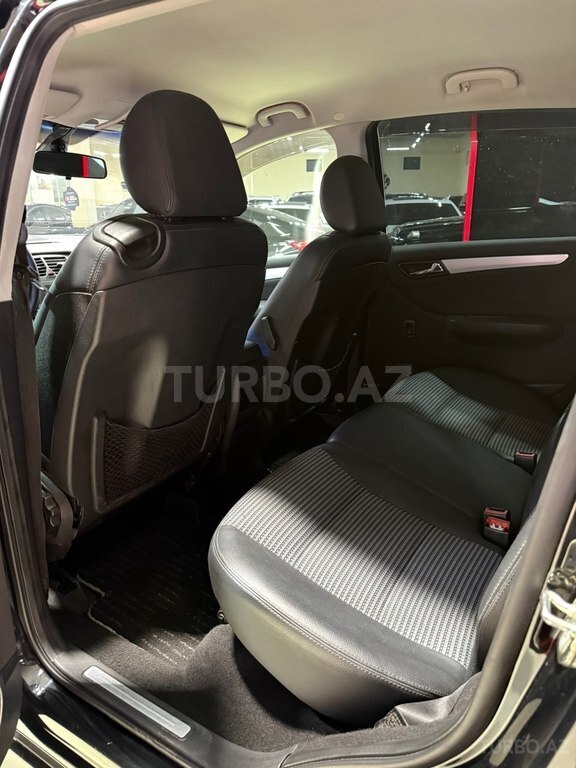 Mercedes B 170