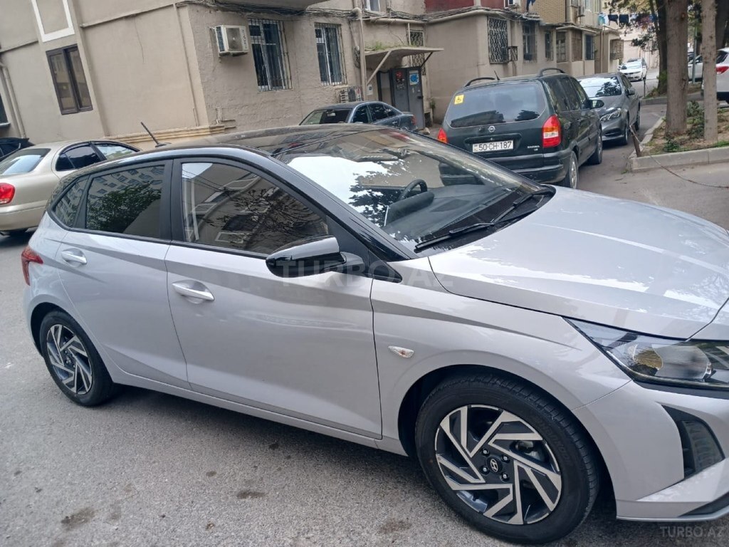 Hyundai i20