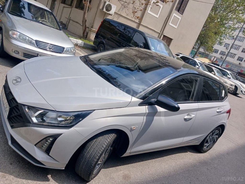 Hyundai i20
