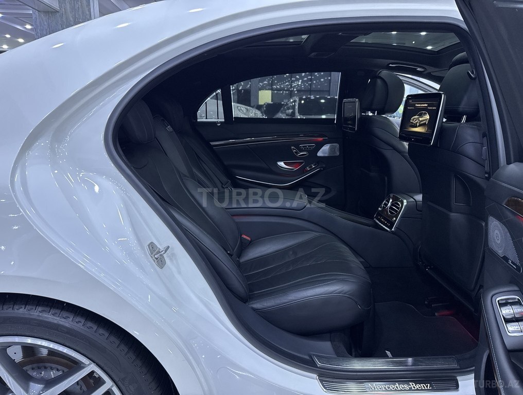 Mercedes S 500