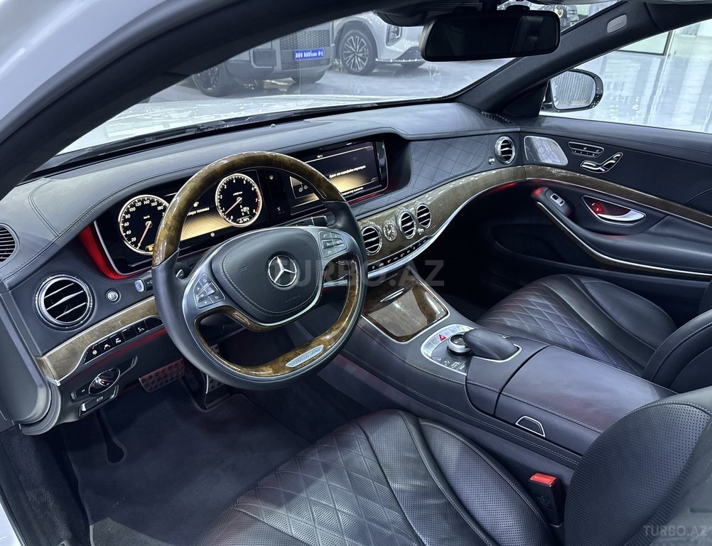 Mercedes S 500