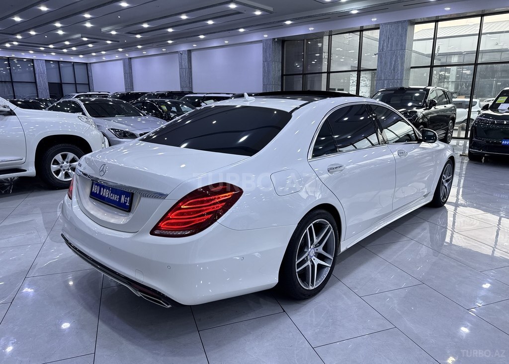 Mercedes S 500