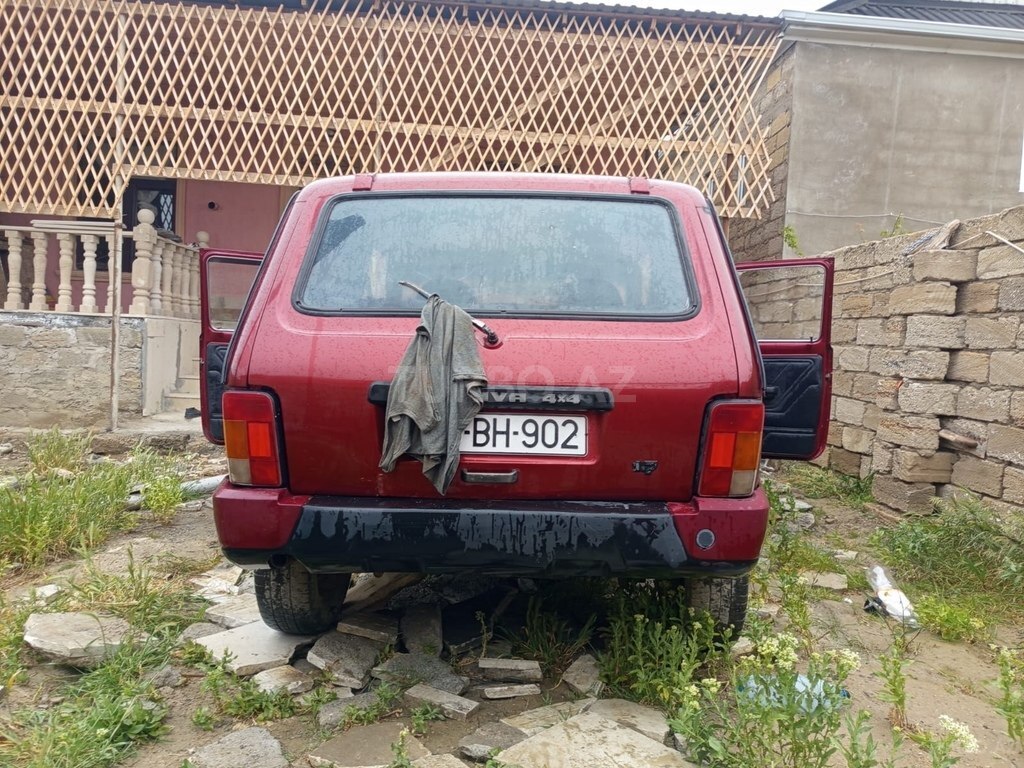 LADA (VAZ) Niva