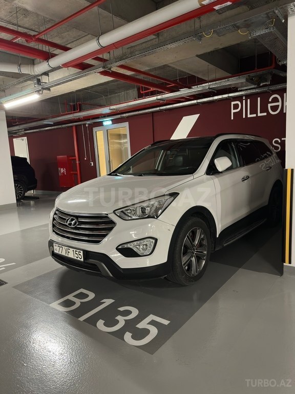 Hyundai Grand Santa Fe