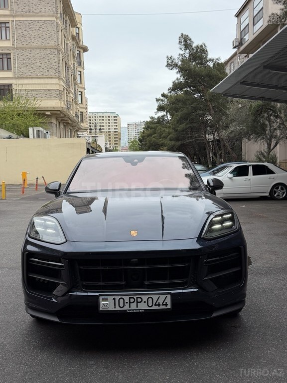 Porsche Cayenne Turbo GT Coupe