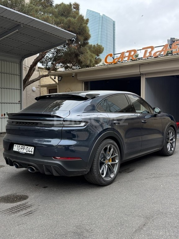 Porsche Cayenne Turbo GT Coupe