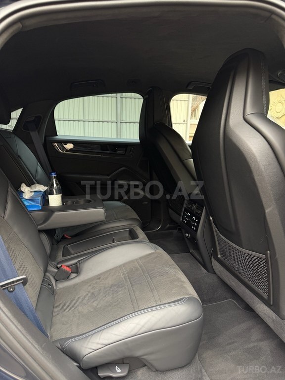 Porsche Cayenne Turbo GT Coupe