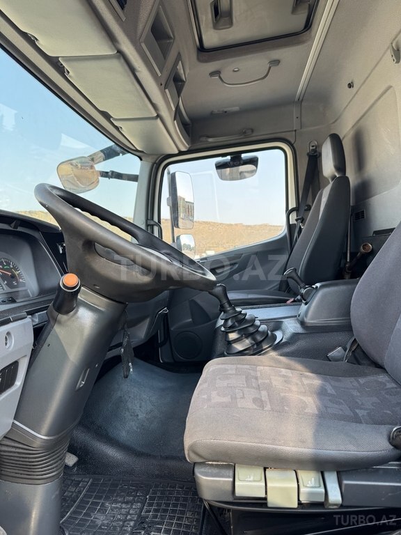 Mercedes Atego 818