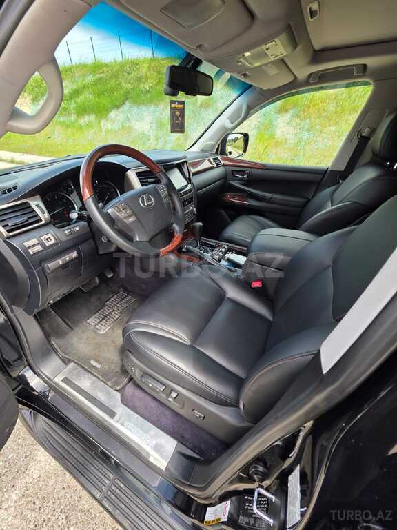 Lexus LX 570