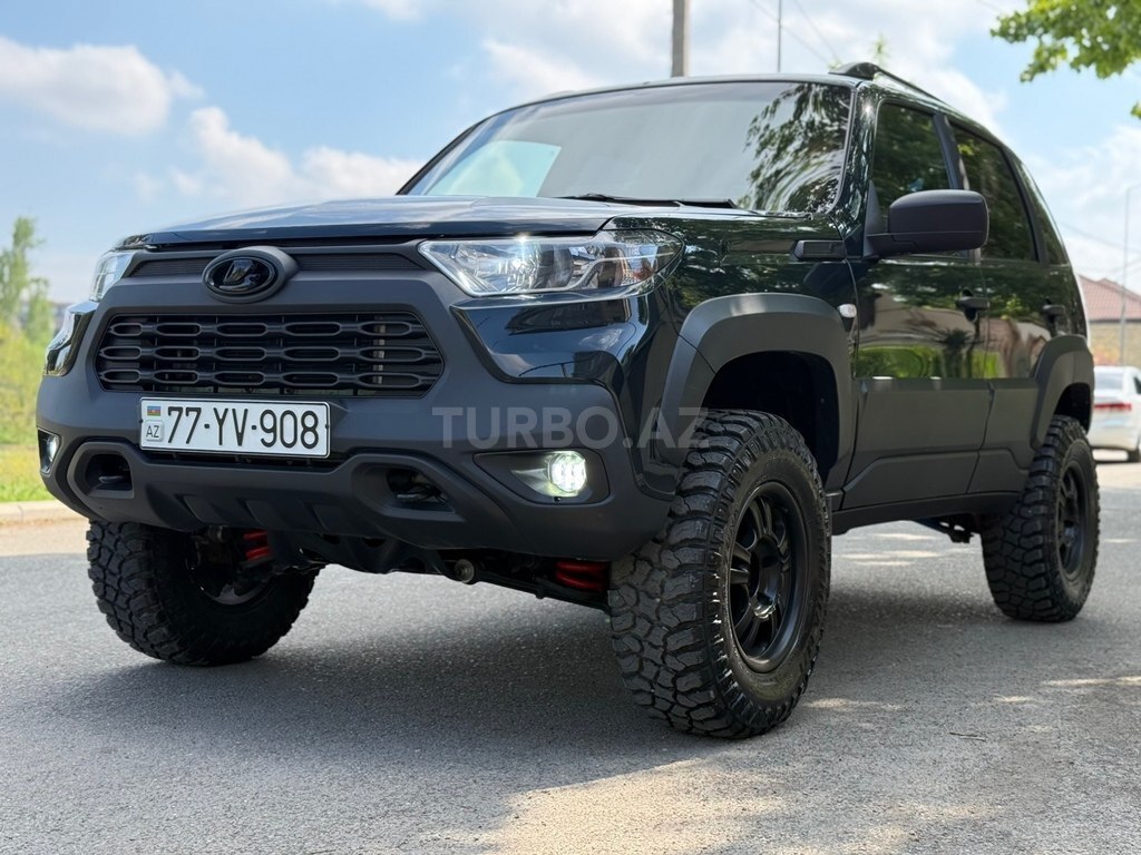LADA (VAZ) Niva Travel