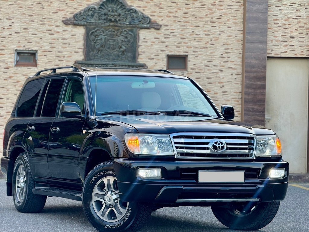 Toyota Land Cruiser