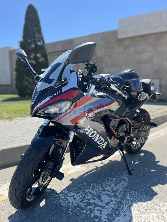 QJMotor SRK 450 RR