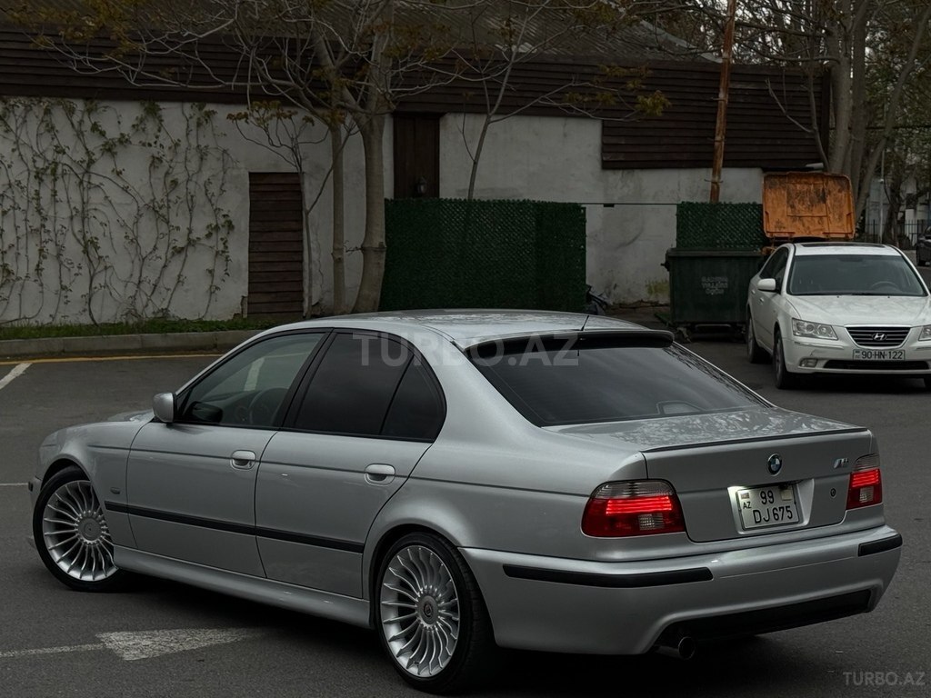 BMW 525