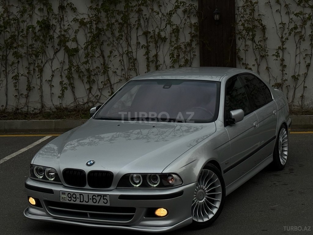 BMW 525