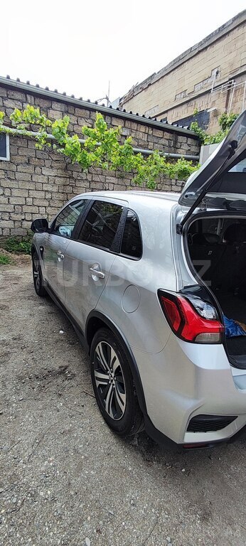Mitsubishi Outlander Sport