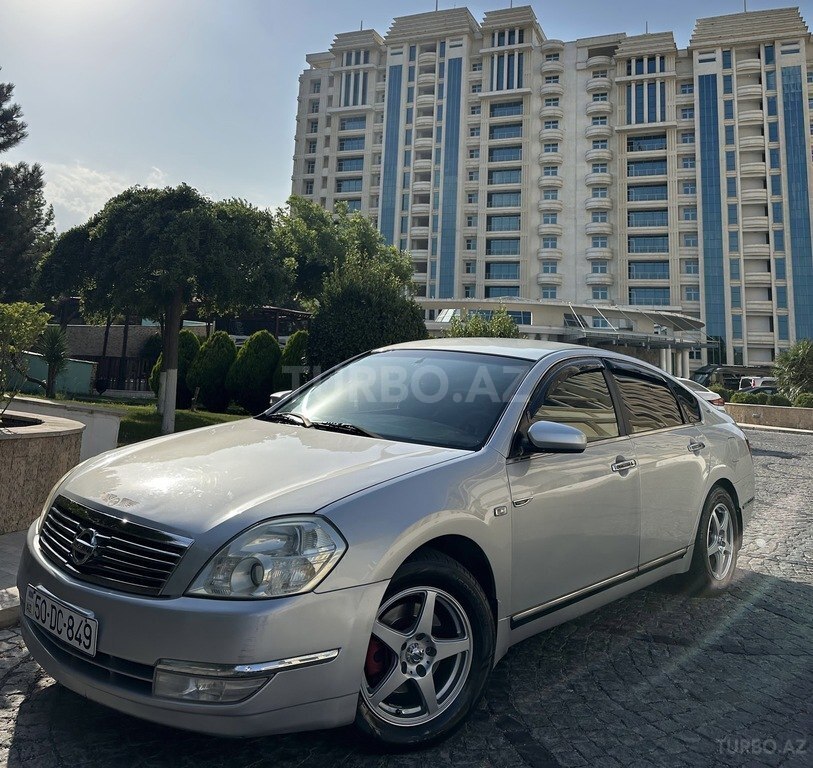 Nissan Teana